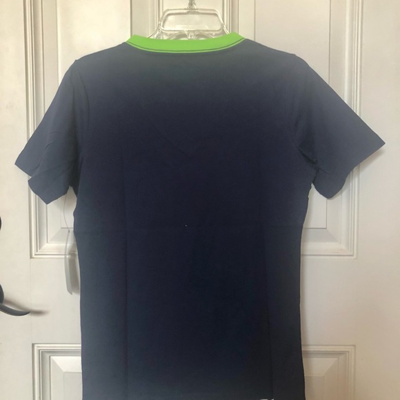 NFL Ladies Seahawks Tshirt Athletic Medium - Picture 7 of 8